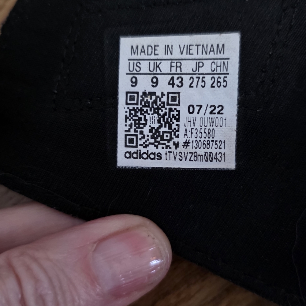Adidas Adissage Slides – Size 9 – Unisex - Picture 4 of 6